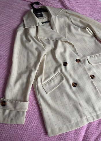 Düğmeli Beyaz Zebra Desenli Kadın Blazer - Görsel 6