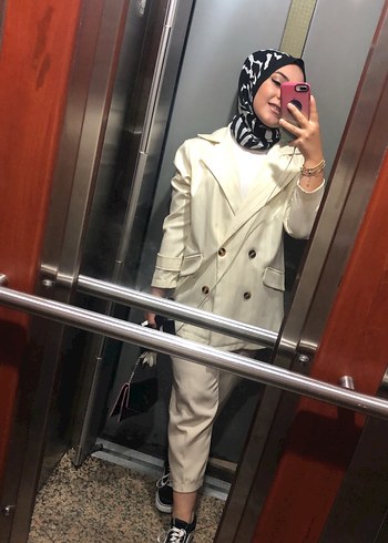 Düğmeli Beyaz Zebra Desenli Kadın Blazer - Görsel 2