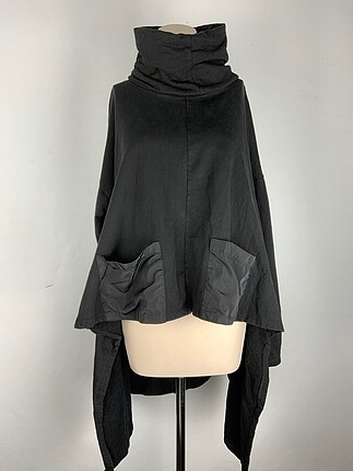 Diğer Sweatshirt %70 İndirimli.