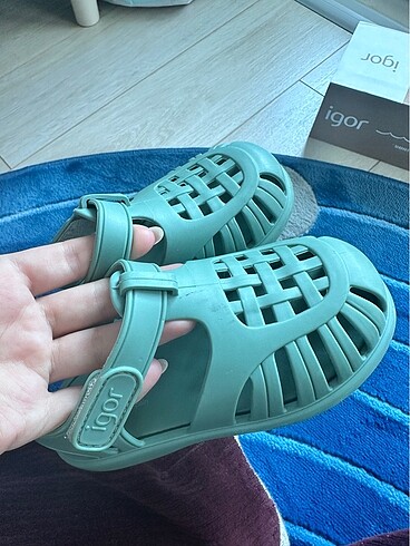 25 Beden yeşil Renk İgor sandalet