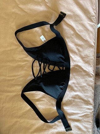 Bikini üstü