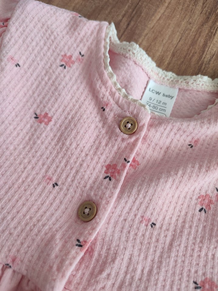 Düğmeli Pembe Kız Elbisesi - Görsel 2