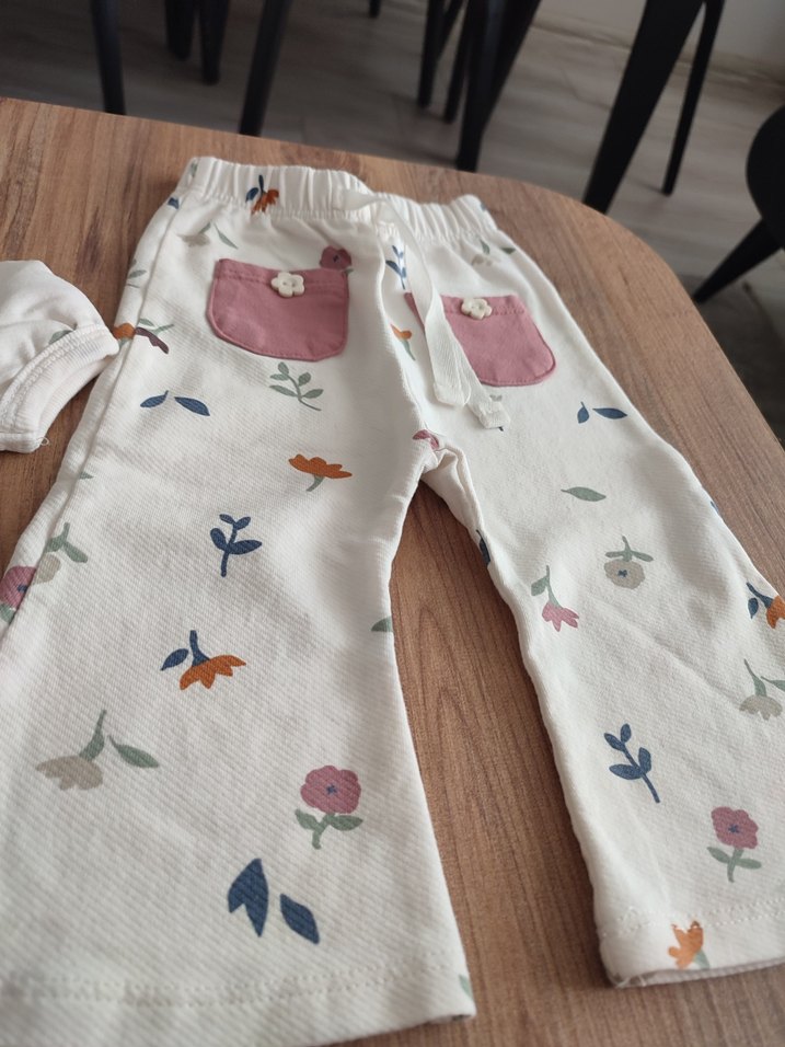 Bebek Kız Baskılı Düğmeli Uzun Kollu Takım - Görsel 4