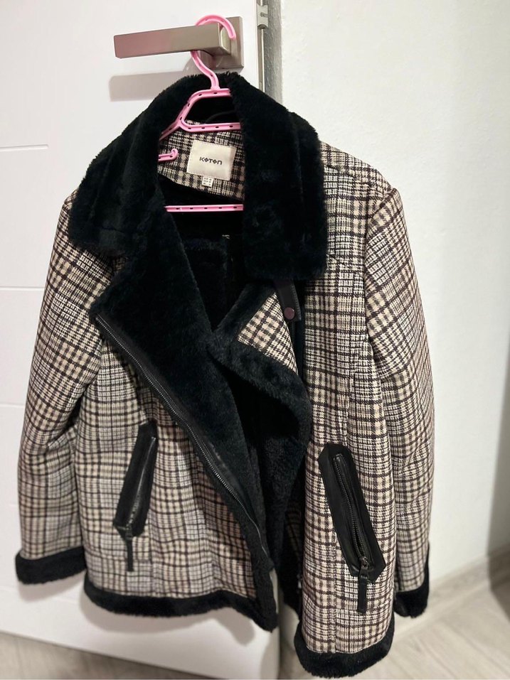 Kahverengi Ekose Desenli Kürklü Kadın Ceket - Görsel 4