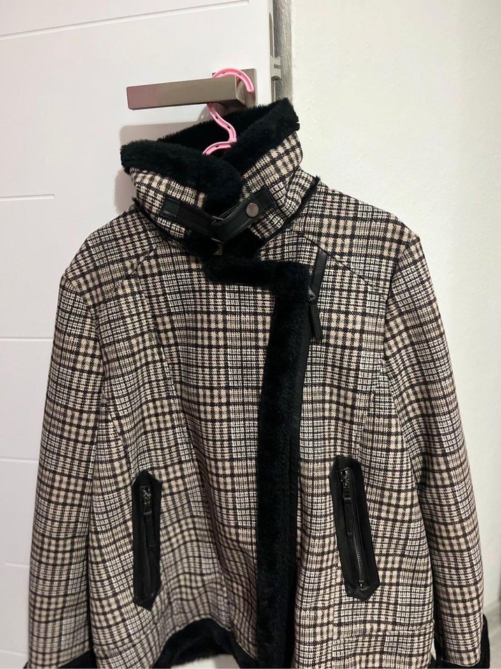 Kahverengi Ekose Desenli Kürklü Kadın Ceket - Görsel 3