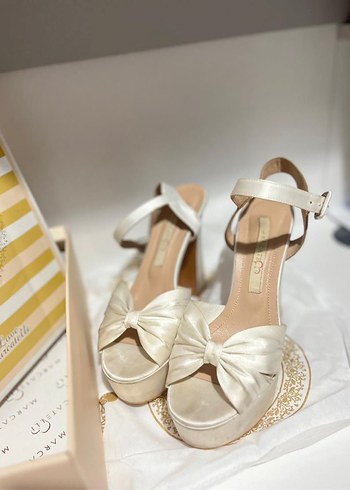 Beyaz Fiyonk Detaylı Platform Topuklu Kadın Ayakkabı marcatelli - Görsel 2