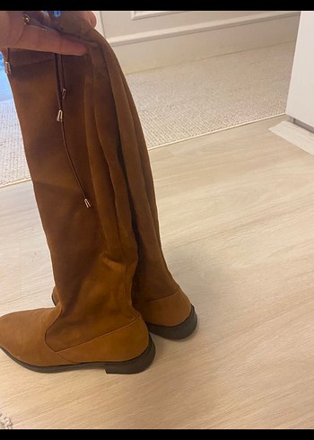 Süet Kadın Diz Boyu Bot, Kemer Detaylı, Topuklu - Görsel 4