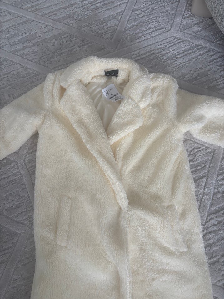 Beyaz Peluş Kadın Midi Kaban - Görsel 3