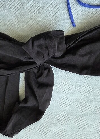 m Beden siyah Renk 4adet bikini üstü