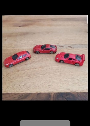 Beden Ferrari 1:64 3lü set