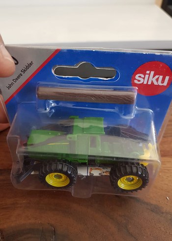 Beden Renk Siku Yeşil John Deere Traktör