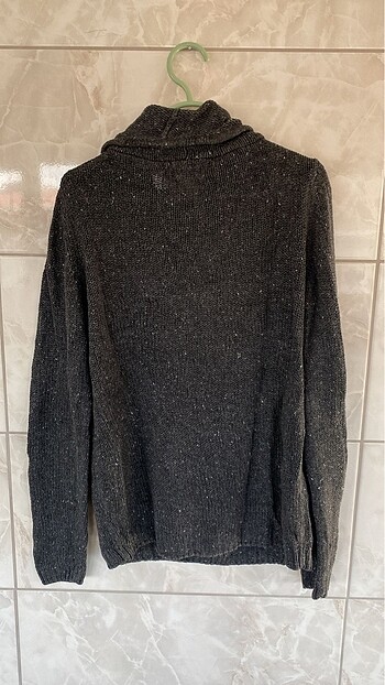 s/m Beden gri Renk PULL & BEAR ERKEK GRİ KIRÇILLI ÖRME KAZAK