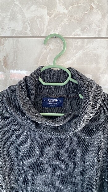 s/m Beden PULL & BEAR ERKEK GRİ KIRÇILLI ÖRME KAZAK