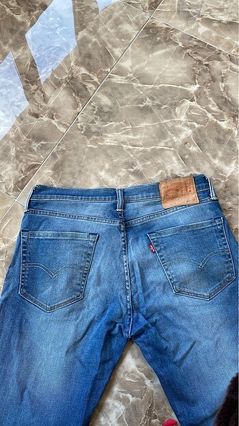 LEVİS ESKİTME JEAN PANTOLON