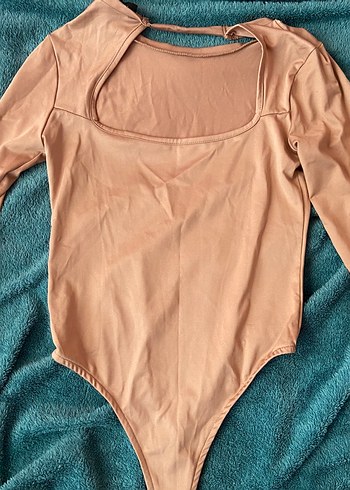 m Beden Bej Bisiklet Yaka Çıtçıtlı Body Uzun Kollu