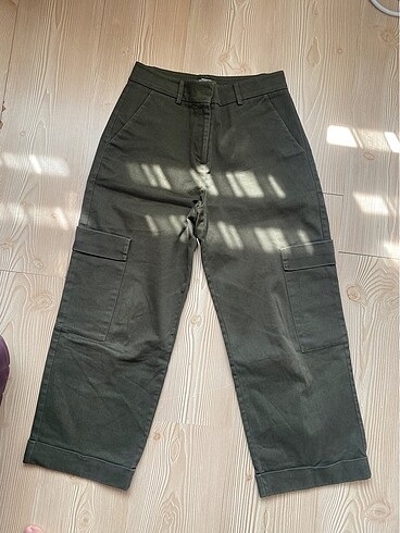 H&M haki kargo pantolon