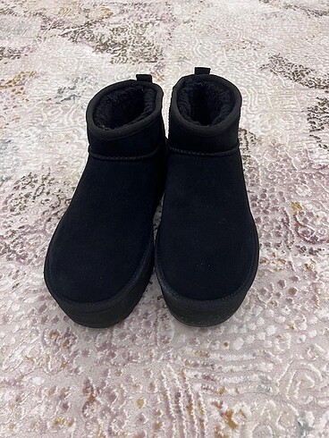 39 Beden Orijinal UGG Bot