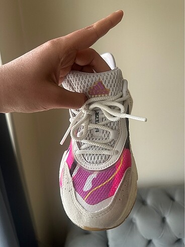 36,5 Beden beyaz Renk Adidas X9000L4