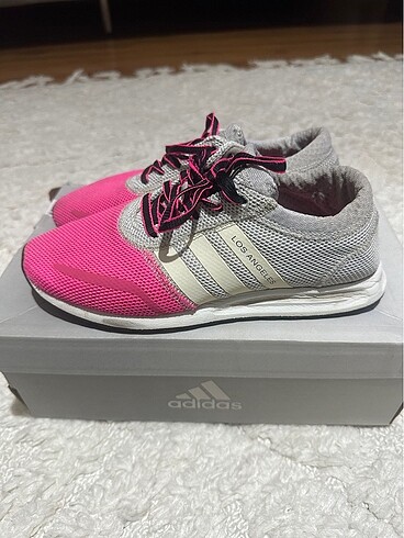 36 Beden Adidas kadın ayakkabı