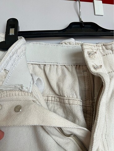 28 Beden beli lastikli mom jean
