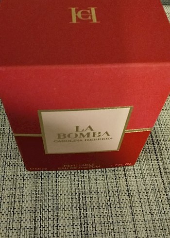 La Bomba Kadın Parfümü 50 ml - Görsel 4