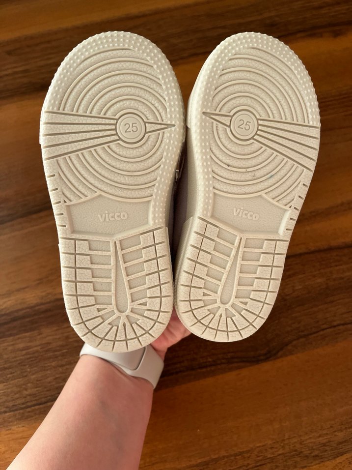 Işıklı spor ayakkabı - Görsel 5