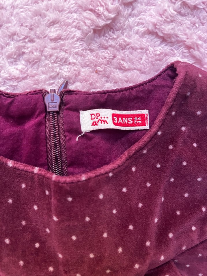 Kız Çocuk Bordo Kolsuz Fırfırlı Elbise - Görsel 3