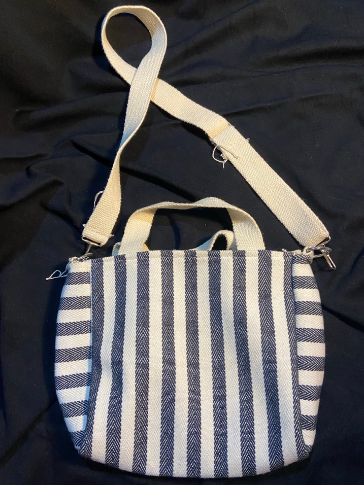 Gri Beyaz Zebra Desenli Kadın Çanta - Görsel 3