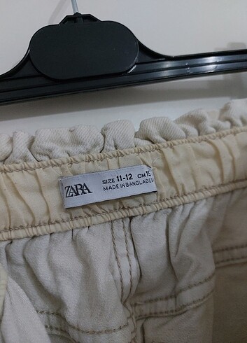 11-12 Yaş Beden beyaz Renk Zara pantolon kız çocuk