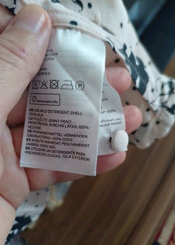 m Beden ten rengi Renk İpek H&M bluz