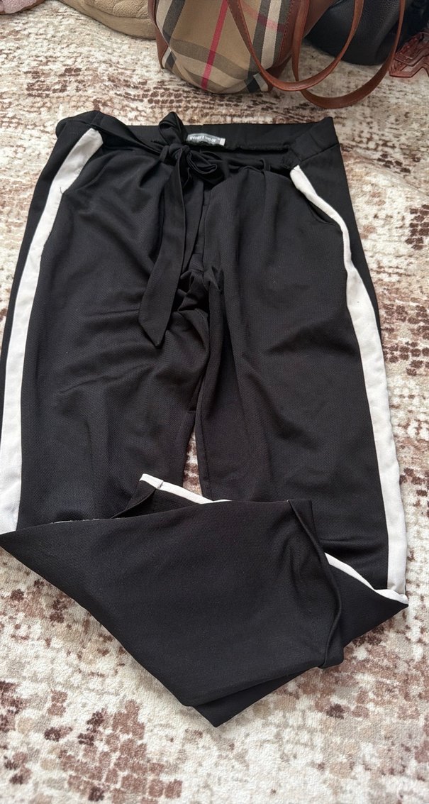 Siyah Beli Bağlamalı Salaş Kadın Spor Pantolon - Görsel 3