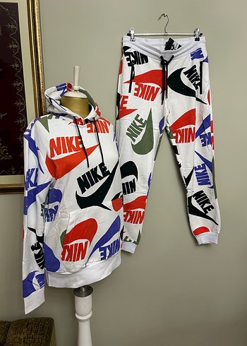 Nike markanın orijinal eşofman takımı - Görsel 8