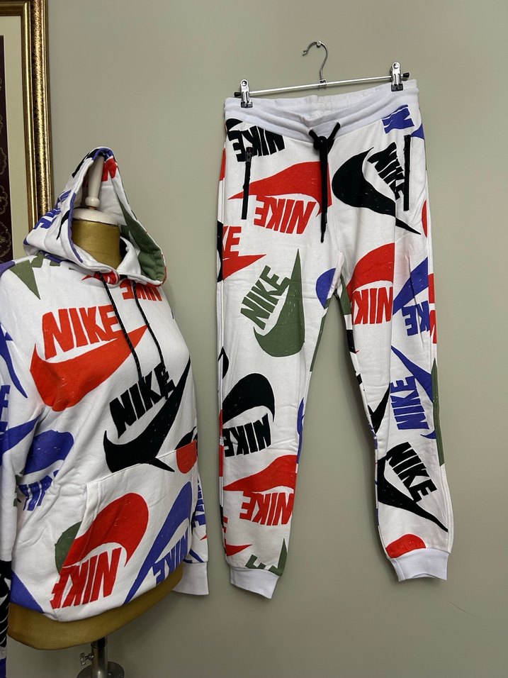 Nike markanın orijinal eşofman takımı - Görsel 3