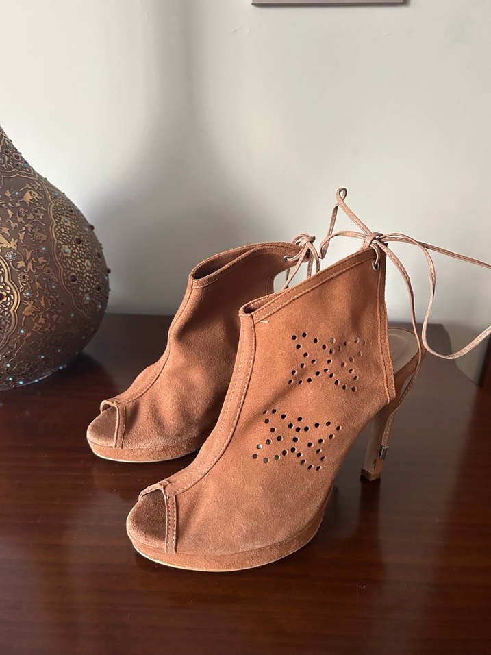 Hotiç markanın süet platform ayakkabısı - Görsel 2