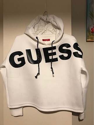 Guess sweatshirt