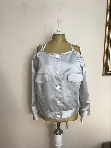 Derishow markanın gümüş renk ceket bluzu