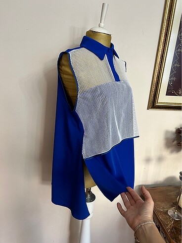xl Beden Derishow markanın bluzu