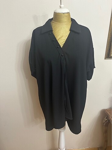 xl Beden siyah Renk Derishow markanın siyah bluzu