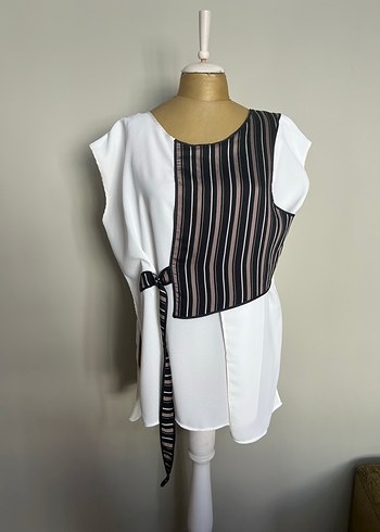 Derishow markanın bluzu