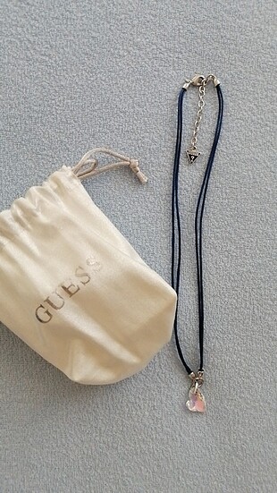 Guess Kolye