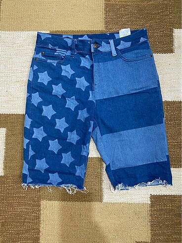 Designer Kot Jean