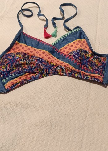 Bohem Çok Renkli Bağcıklı Bikini Üstü