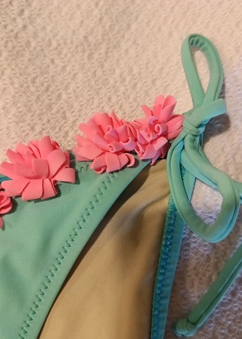 m Beden Turkuaz Renkli Fırfırlı Bikini Altı