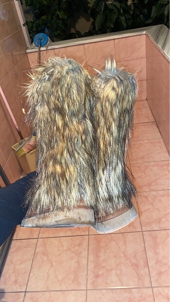 40 Beden kahverengi Renk Tüylü UGG