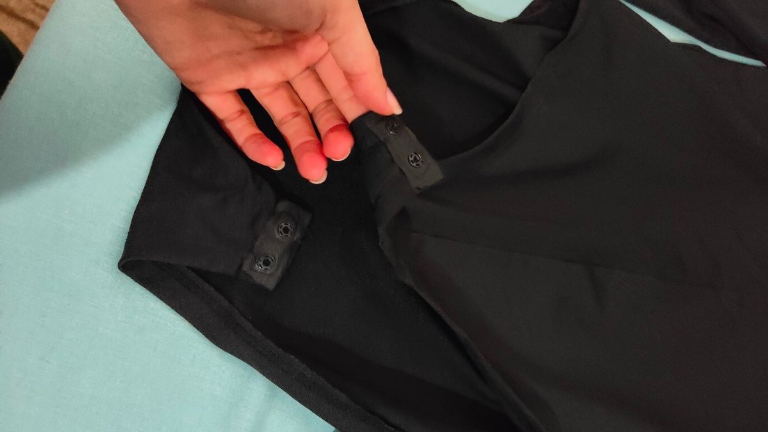 Kahverengi Yüksek Yakalı Kadın Bluz - Görsel 3