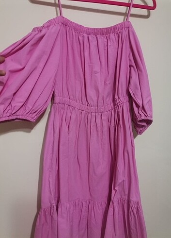 Pembe kadın elbise