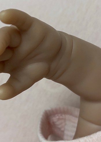 Diğer Gerçekçi Oyuncak Bebek