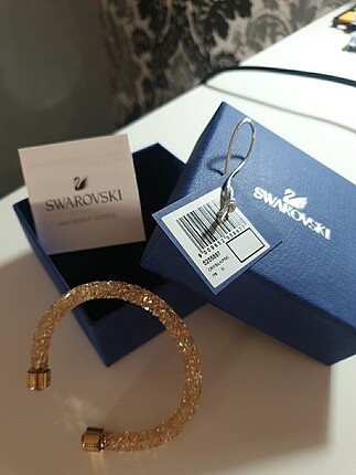Swarovski bileklik