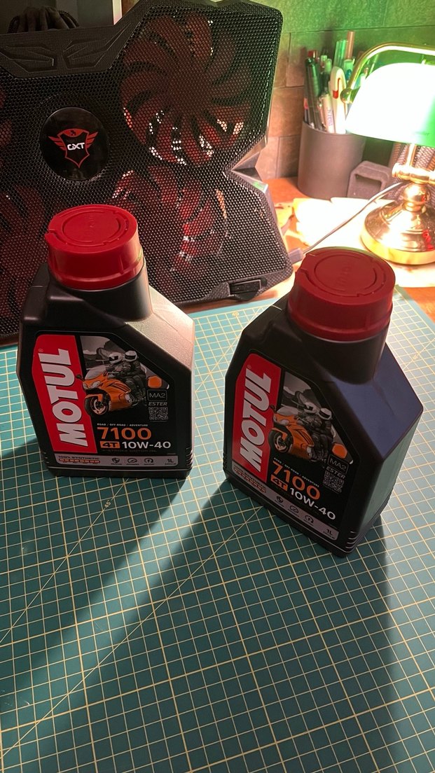 Motul 7100 4T 10W-40 1L Motosiklet Yağı - Görsel 2