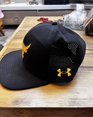  Beden Under Armour rock şapka